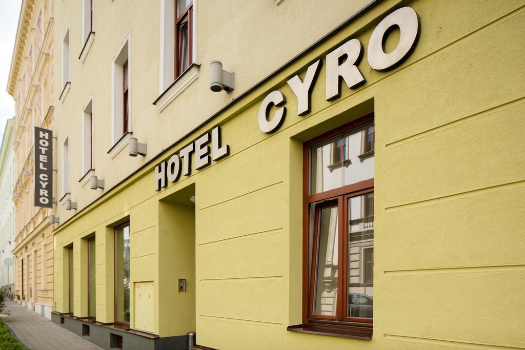 Hotel Cyro Брно Экстерьер фото