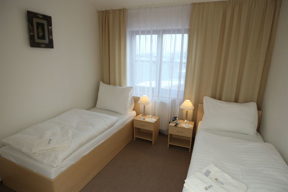 Hotel Cyro Брно Экстерьер фото