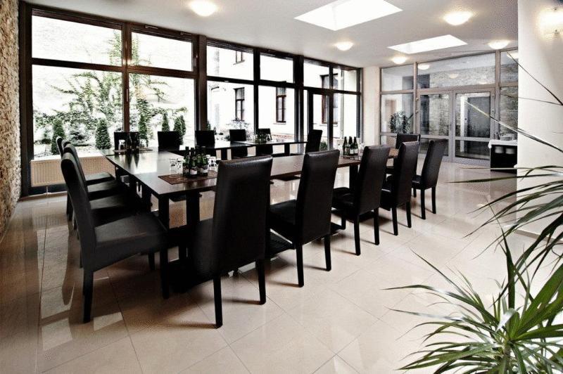 Hotel Cyro Брно Экстерьер фото