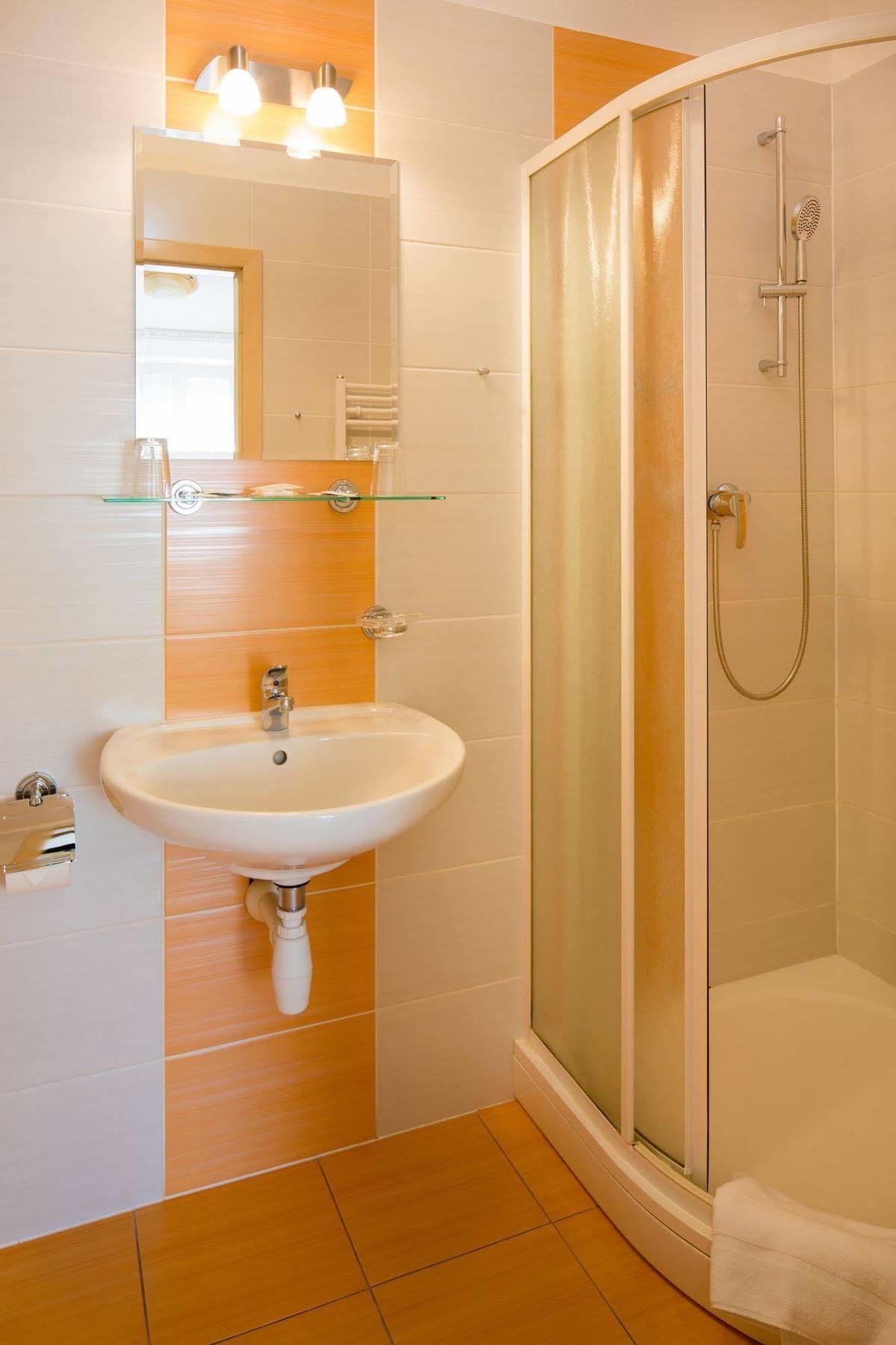 Hotel Cyro Брно Экстерьер фото