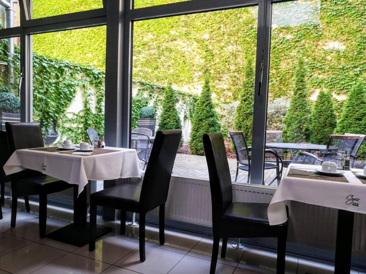 Hotel Cyro Брно Экстерьер фото